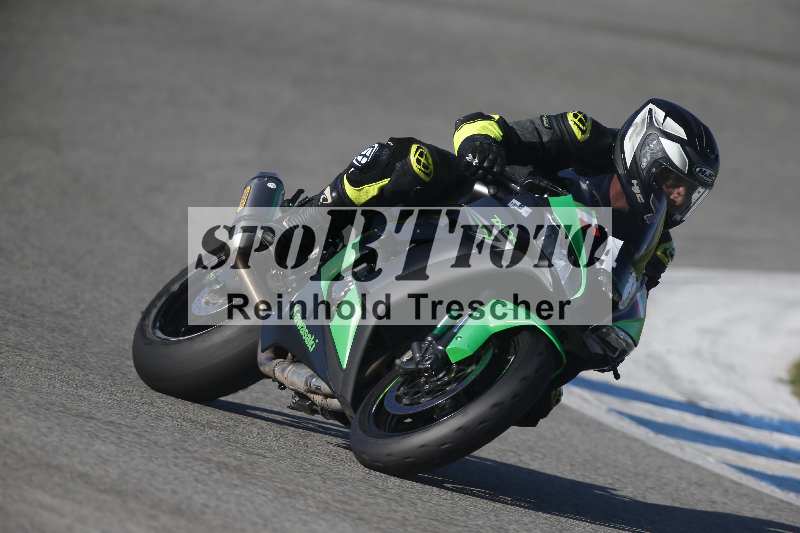 /Archiv-2024/01 26.-28.01.2024 Moto Center Thun Jerez/Gruppe gruen-green/48